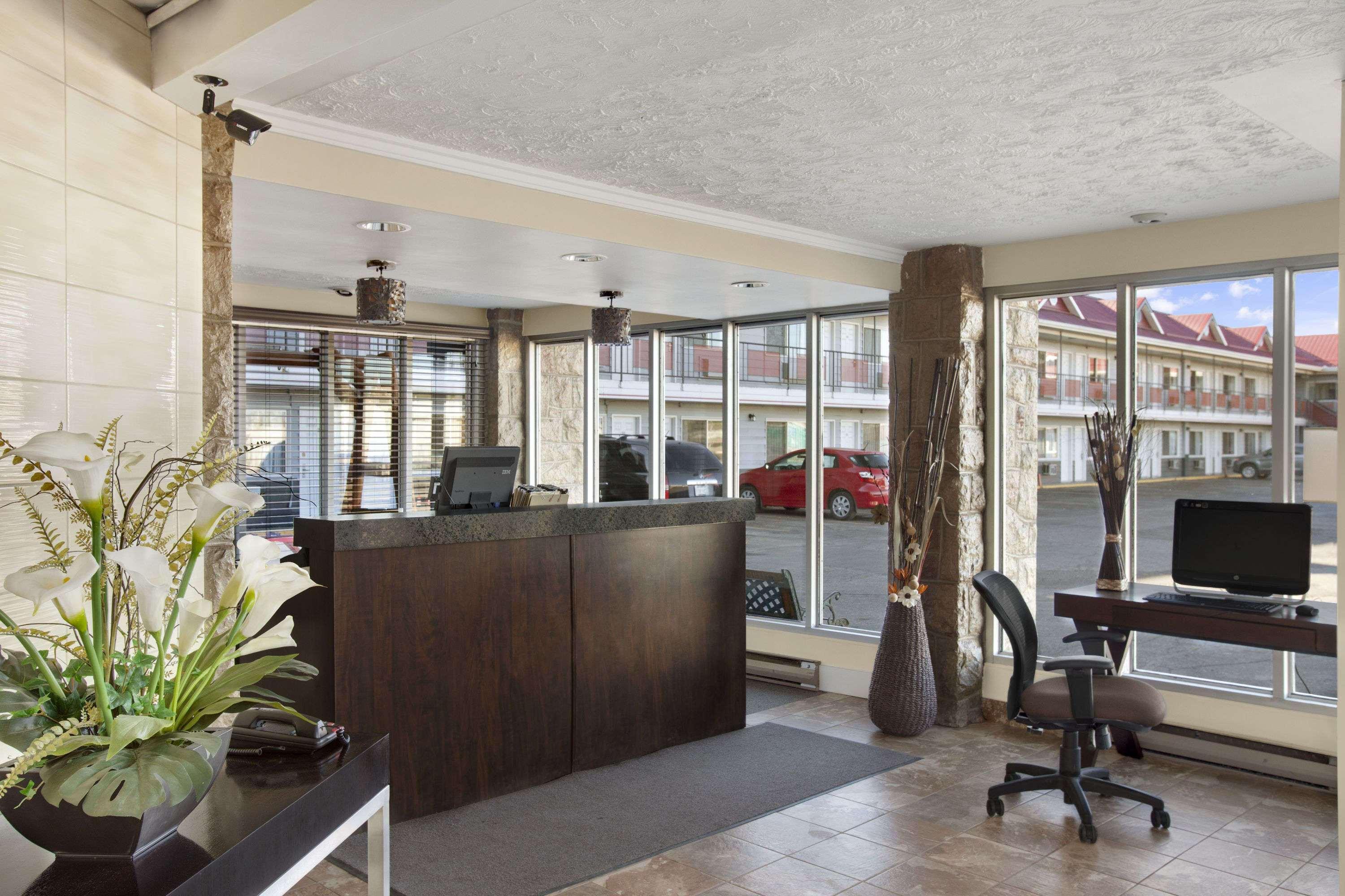 Thriftlodge Saskatoon Ngoại thất bức ảnh