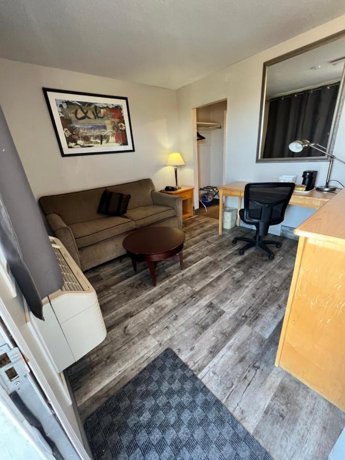 Thriftlodge Saskatoon Ngoại thất bức ảnh