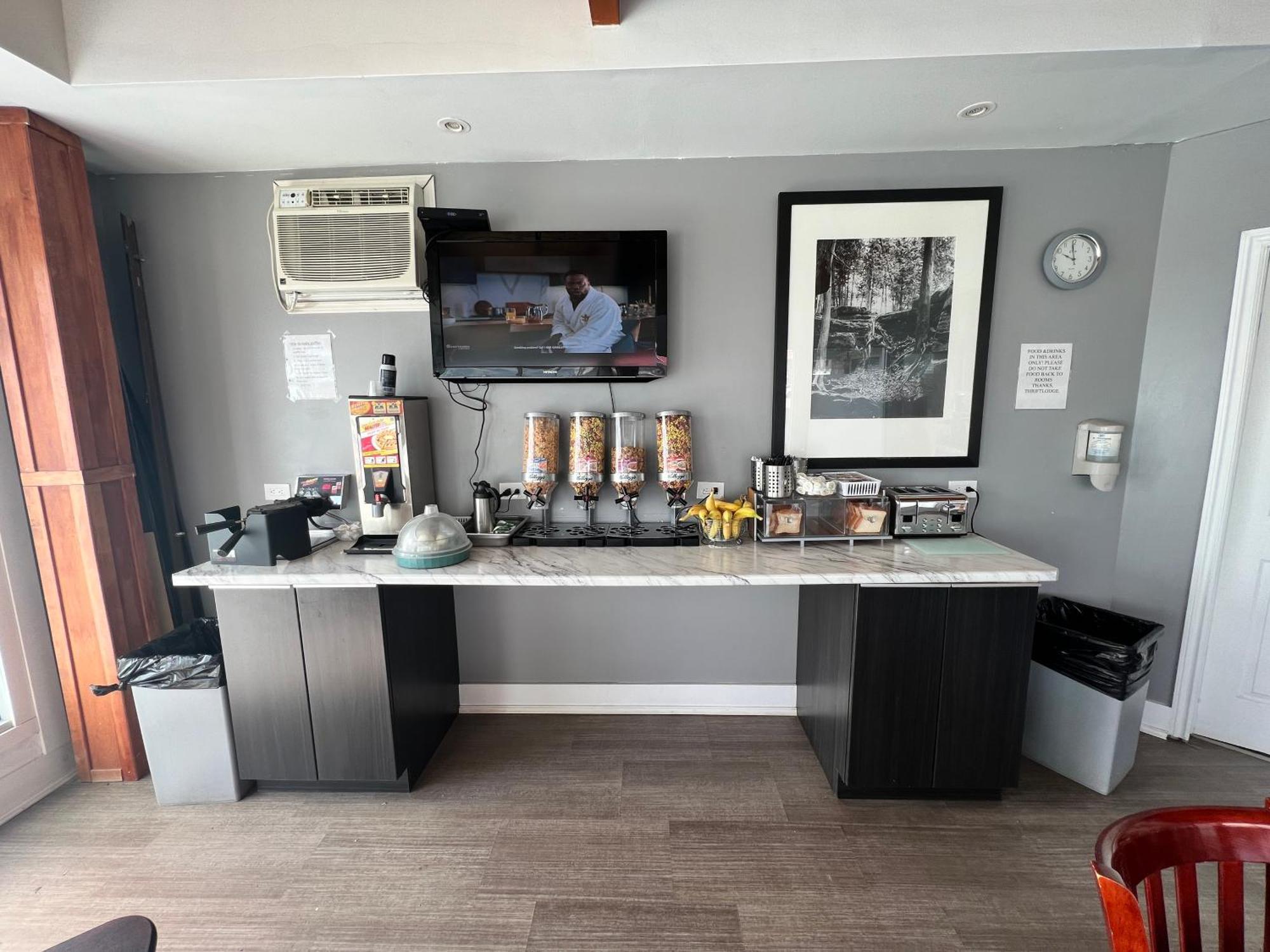 Thriftlodge Saskatoon Ngoại thất bức ảnh
