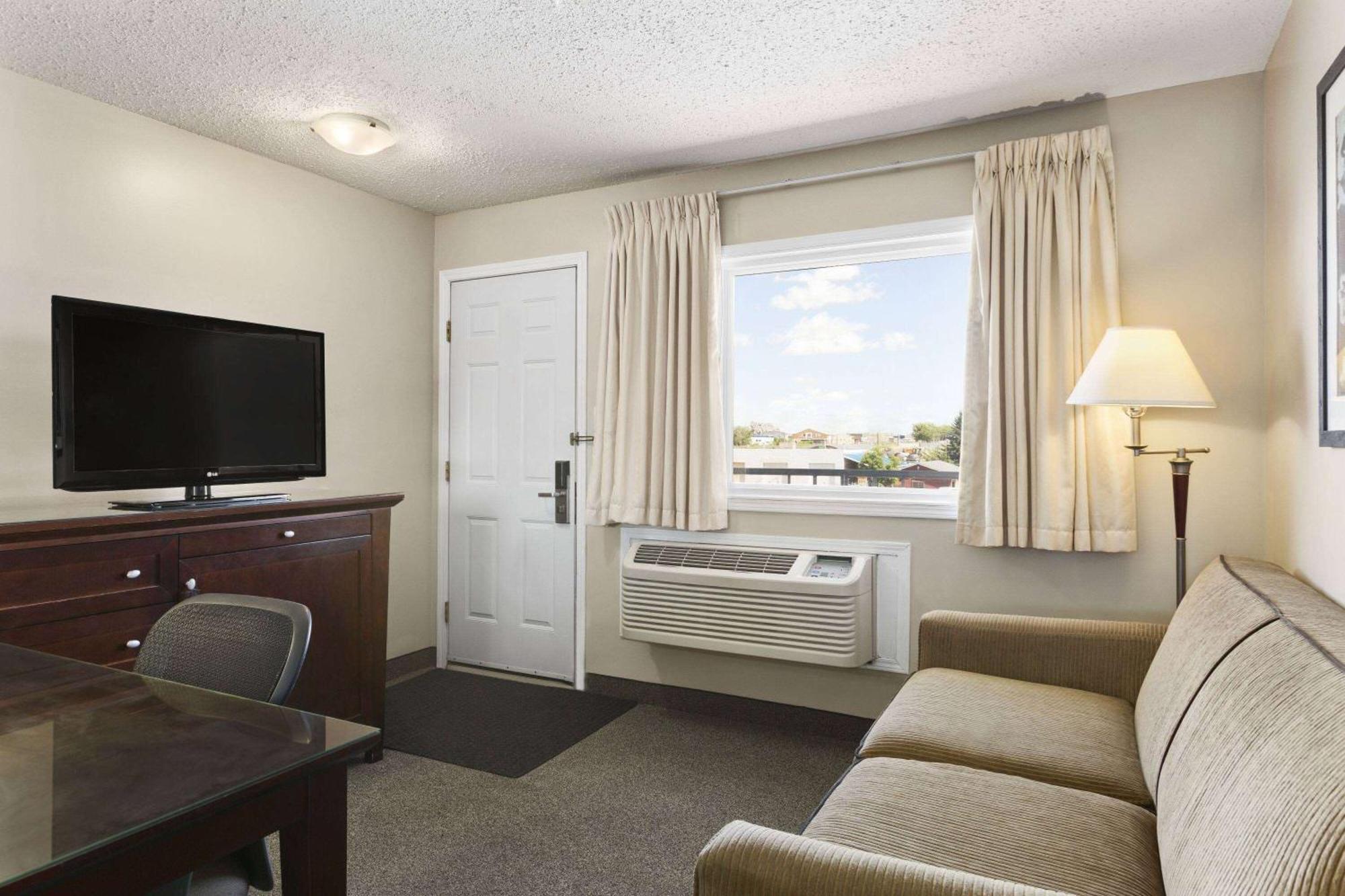 Thriftlodge Saskatoon Ngoại thất bức ảnh