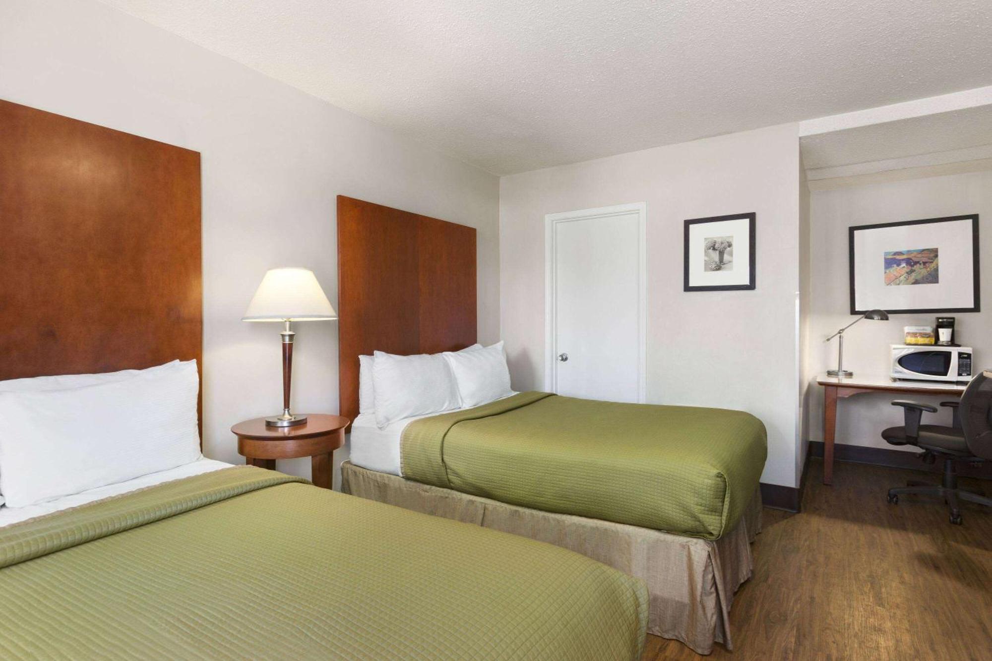 Thriftlodge Saskatoon Ngoại thất bức ảnh